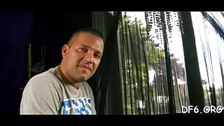 Девственница отдала незнакомцу на растерзание свою пизду